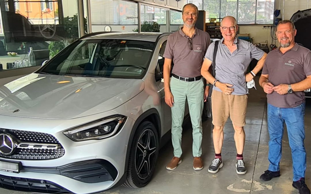 Consegna Mercedes-Benz GLA 200 AMG Line 7G-DCT